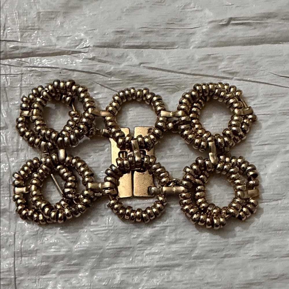 14th & Union Gold Beaded Circle Bracelet